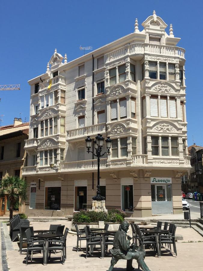 Apartamento Pinbal Haro Luaran gambar